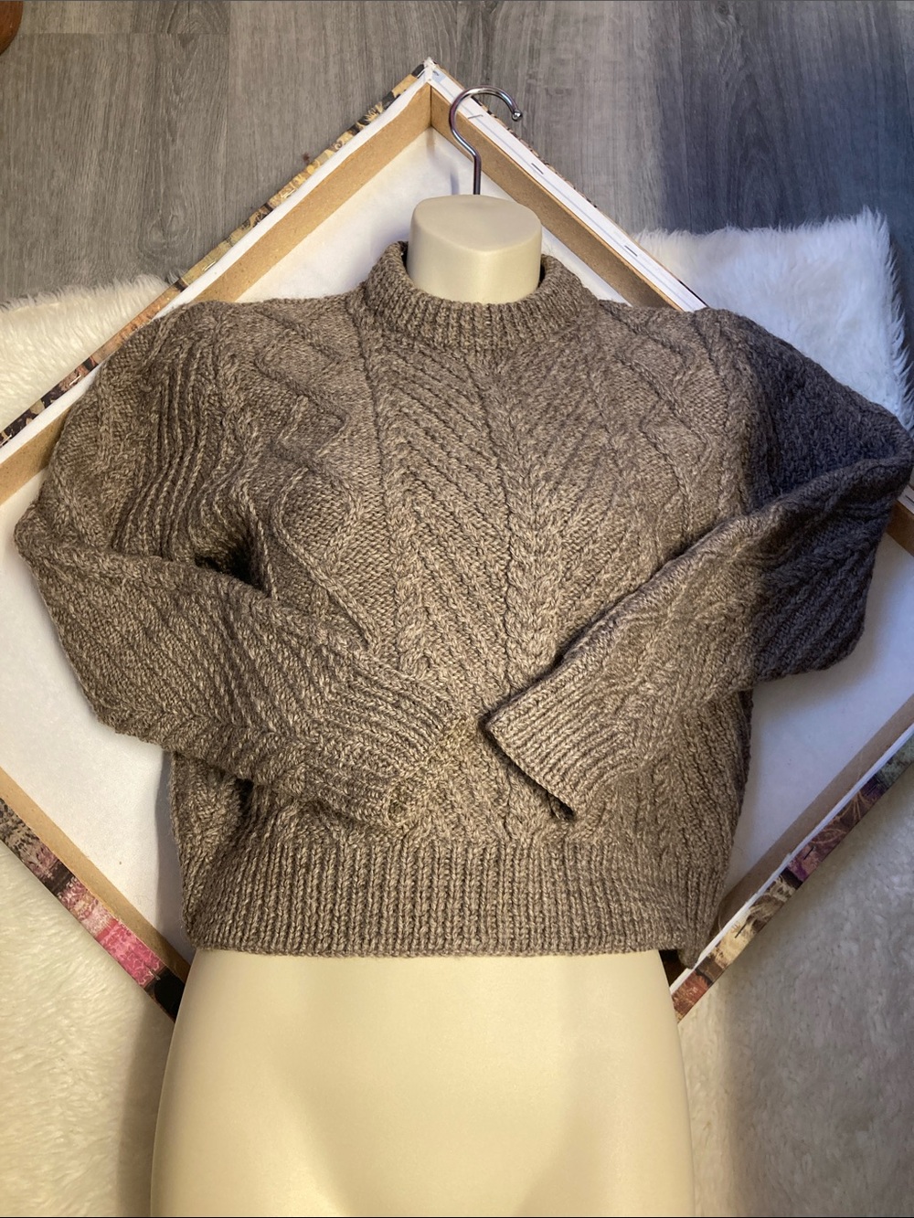 VINTAGE British Hand Knit 100% Wool Cable Knit Fisherman Taupe Sweater Crop Sz S